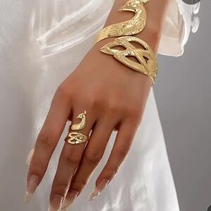 Elegant Gold Peacock Jewelry Set